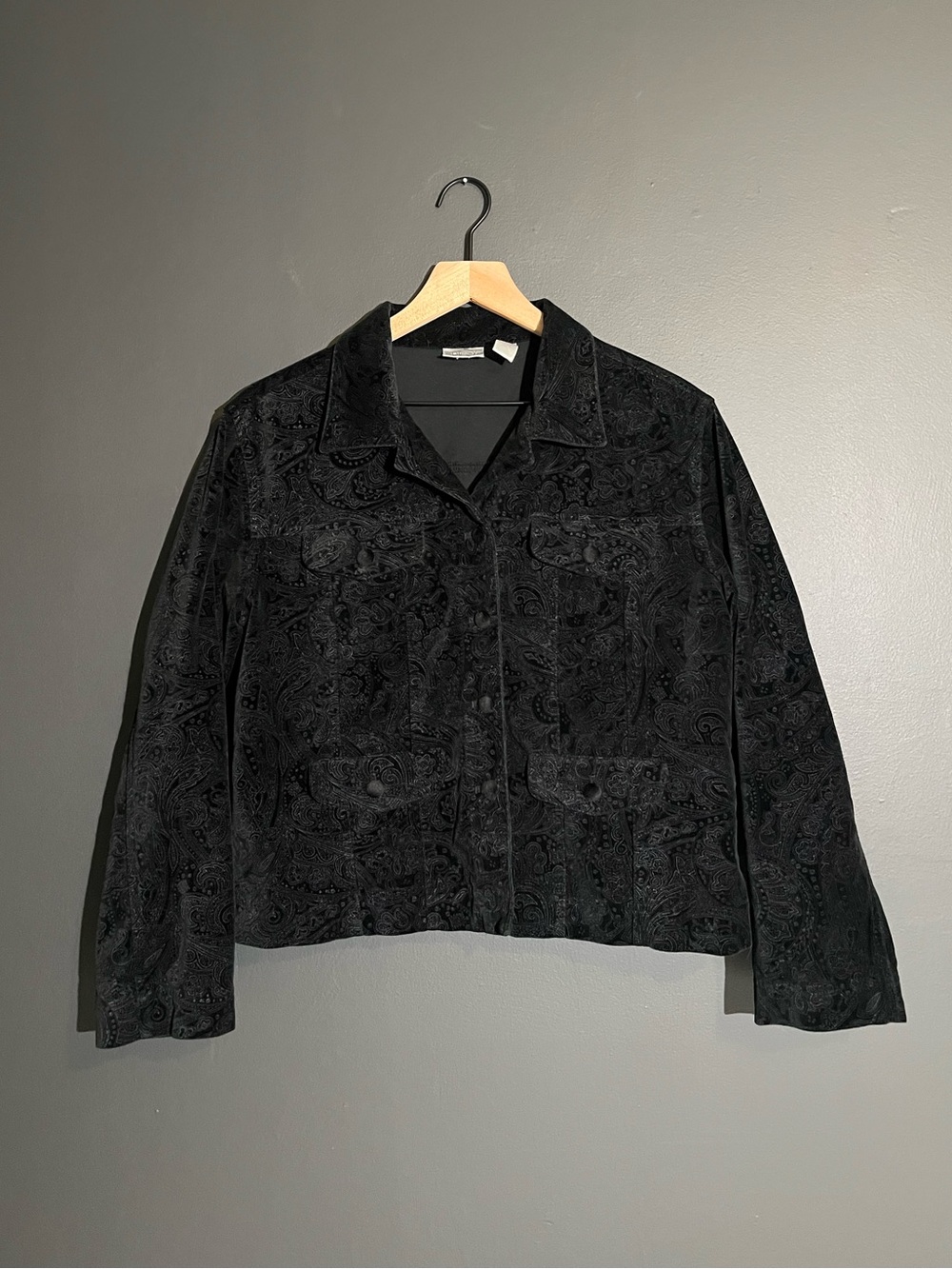 Chico’s Size 1 Velvet Paisley Cropped Jacket 100% Cotton Button Front